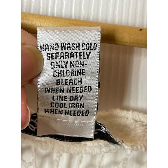 Ultra Pink White Open Lace Open Work Short Sleeve Top Women's Size XL - Picture 4 of 4